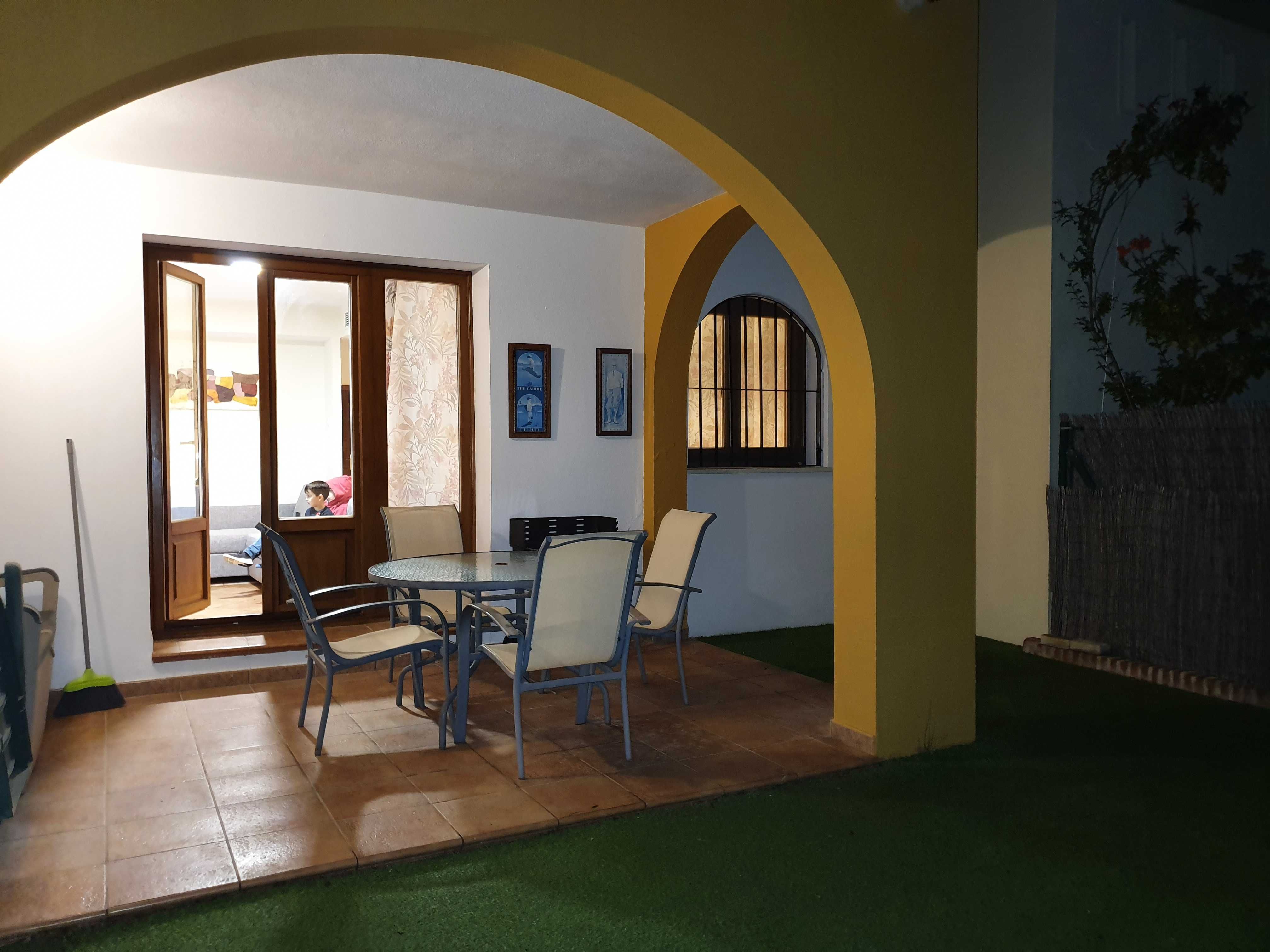 Moradia T3 para férias com piscina