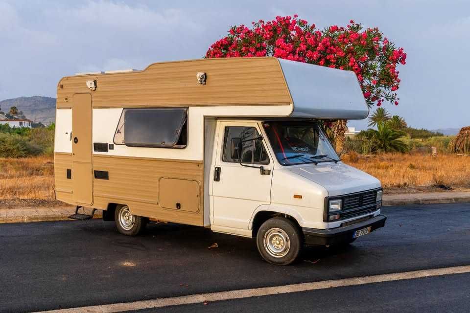 Peugeot J5 Autocaravana Vintage | Restaurada