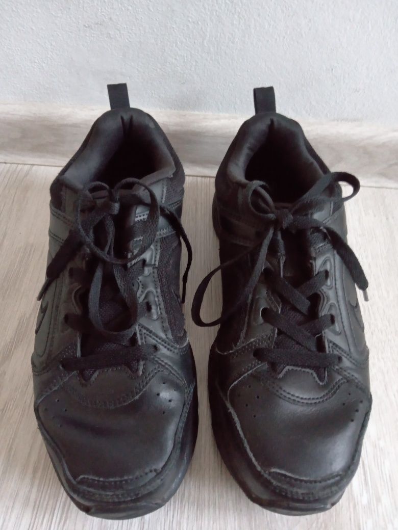 Buty sportowe Nike Defy All Day 41