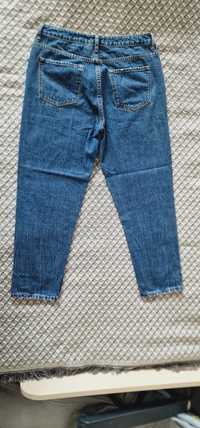 Damskie jeansy używane