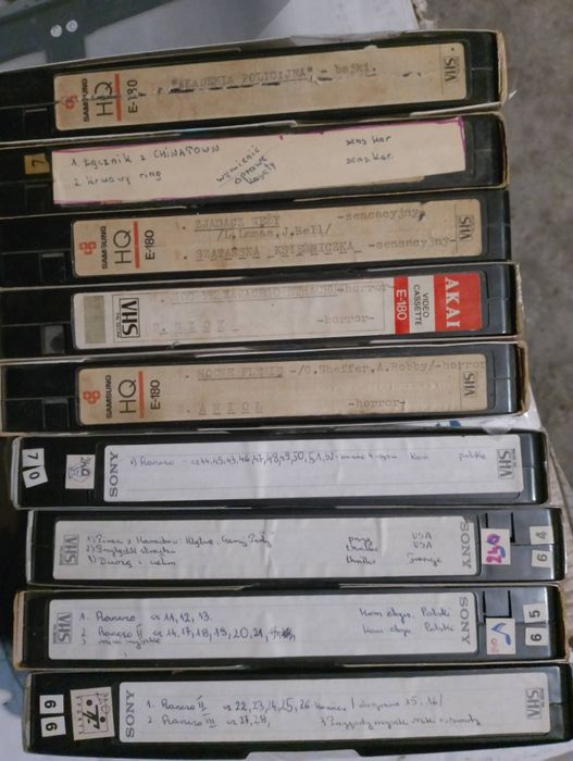 Na sprzedaż kasety VHS (45 sztuk)