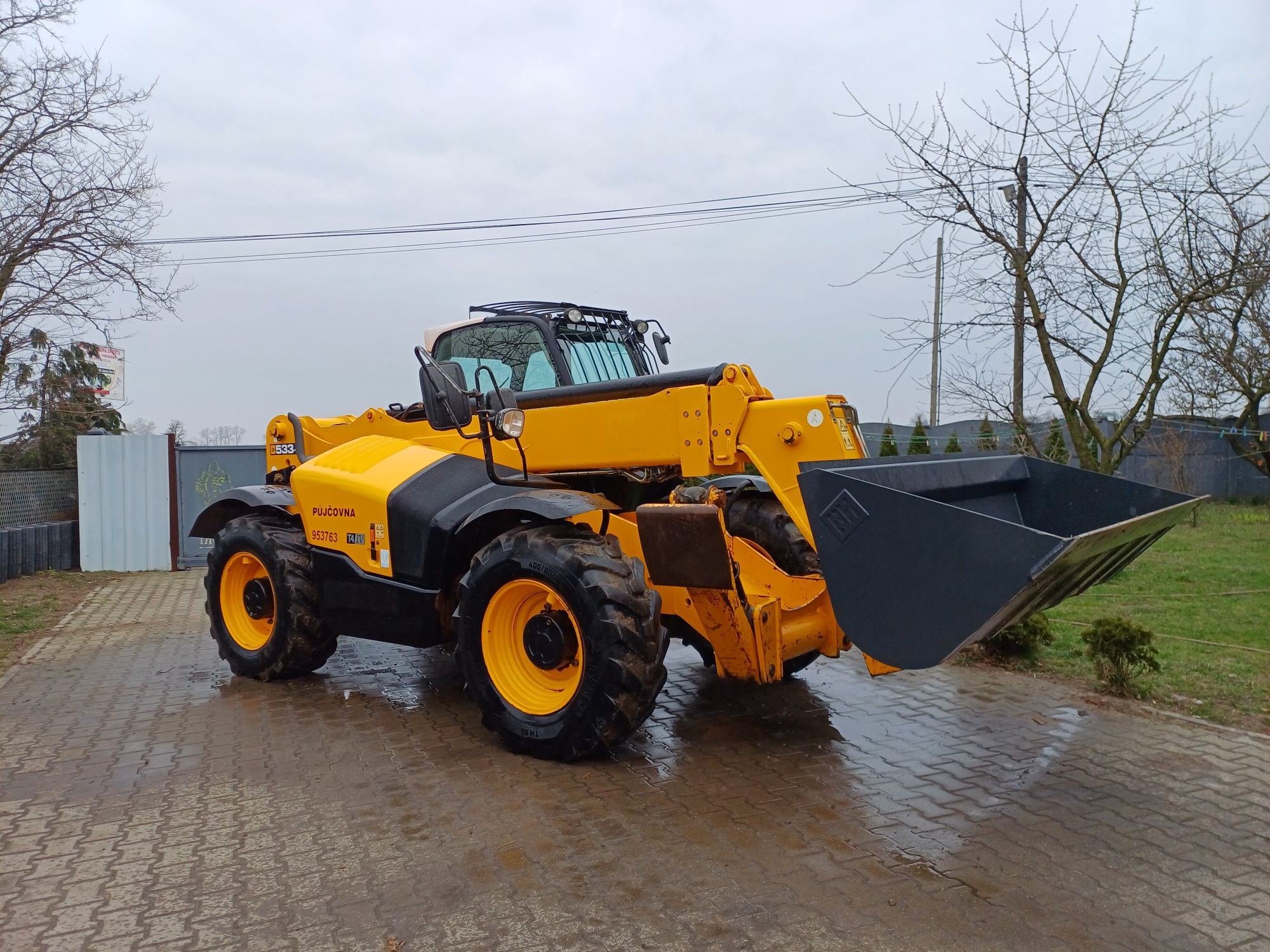 Ładowarka teleskopowa JCB 533-105