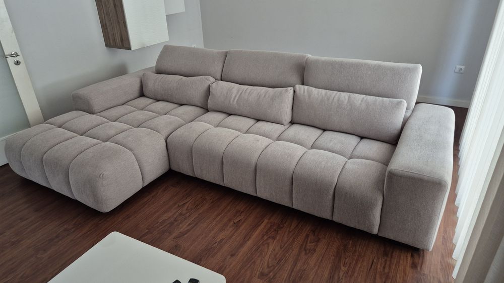 Sofá com chaise long novo