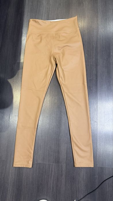 Лосини бежеві М з екошкіри