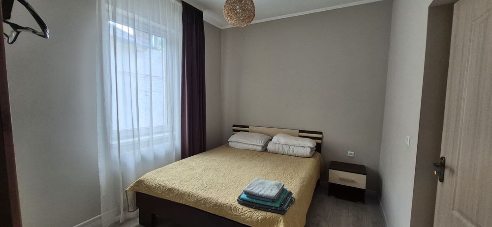 Будинок подобово,ВІЛЬНО