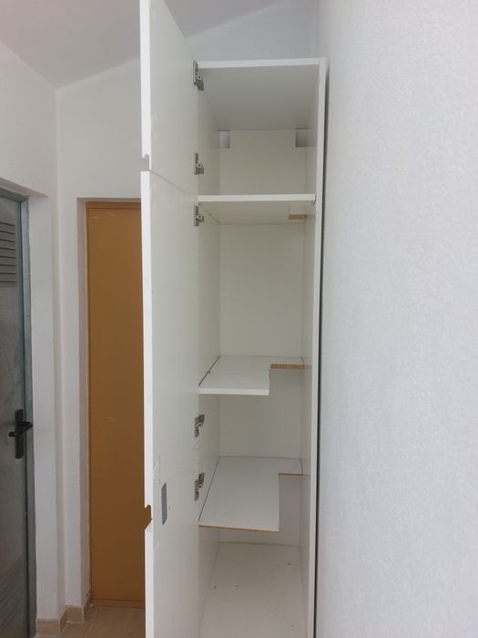 Movel branco arrumação