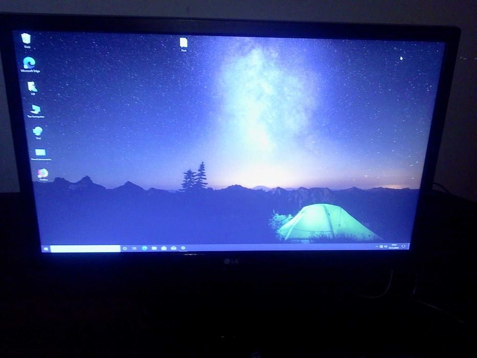 Monitor LCD   LG  Full HD 1920 x 1080 - 22"