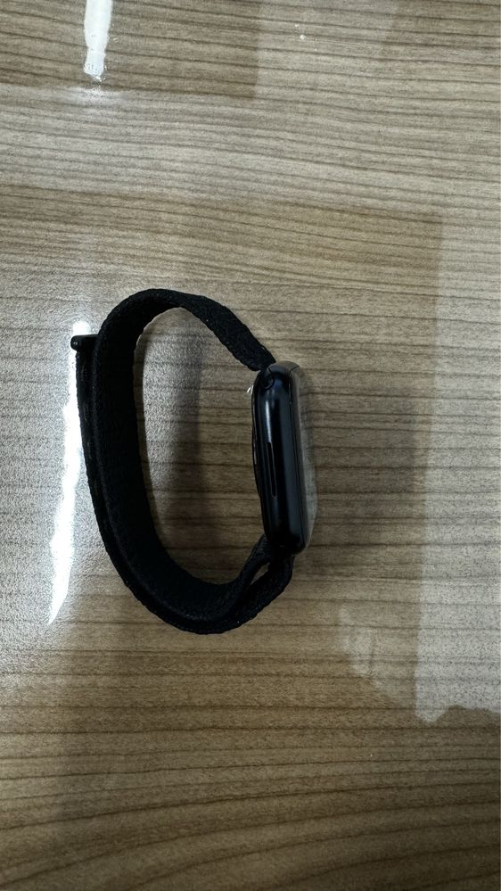 Apple Watch 8 45mm cellular