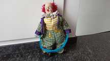 Stara lalka porcelanowa clown ok 35 cm