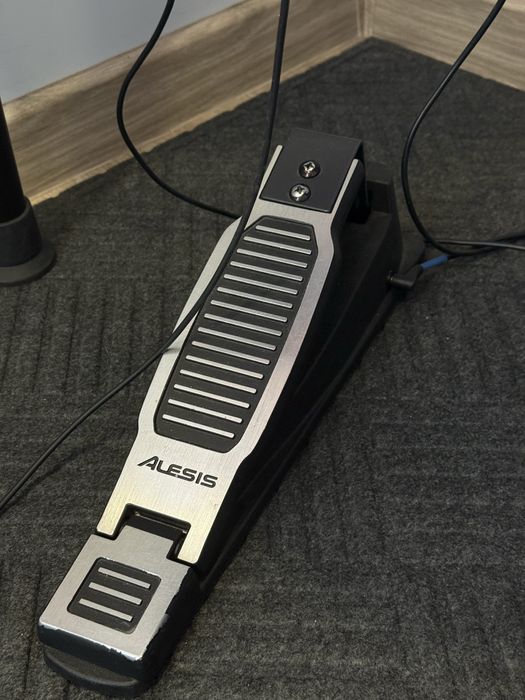 Електронна ударна установка, електронні барабани Alesis Nitro drum