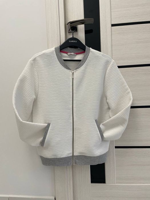 Трикотажний бомбер на замку M&S