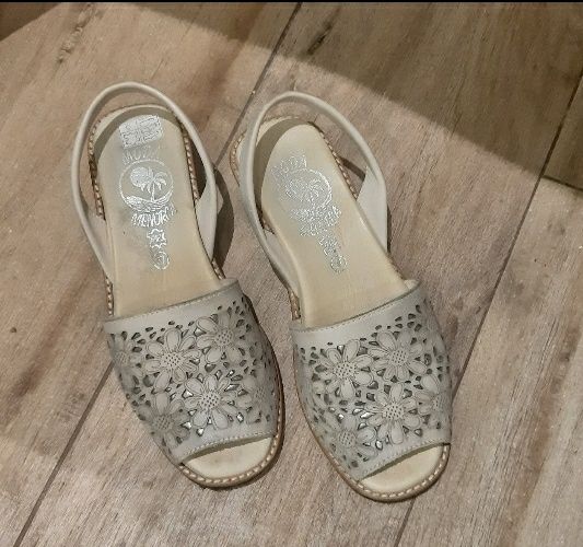 Менорки женские удобные босоножки