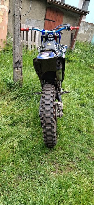 Yamaha YZ 125 w dobrym stanie