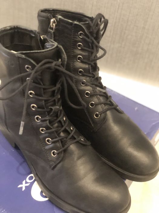 Жіночі черевики Geox