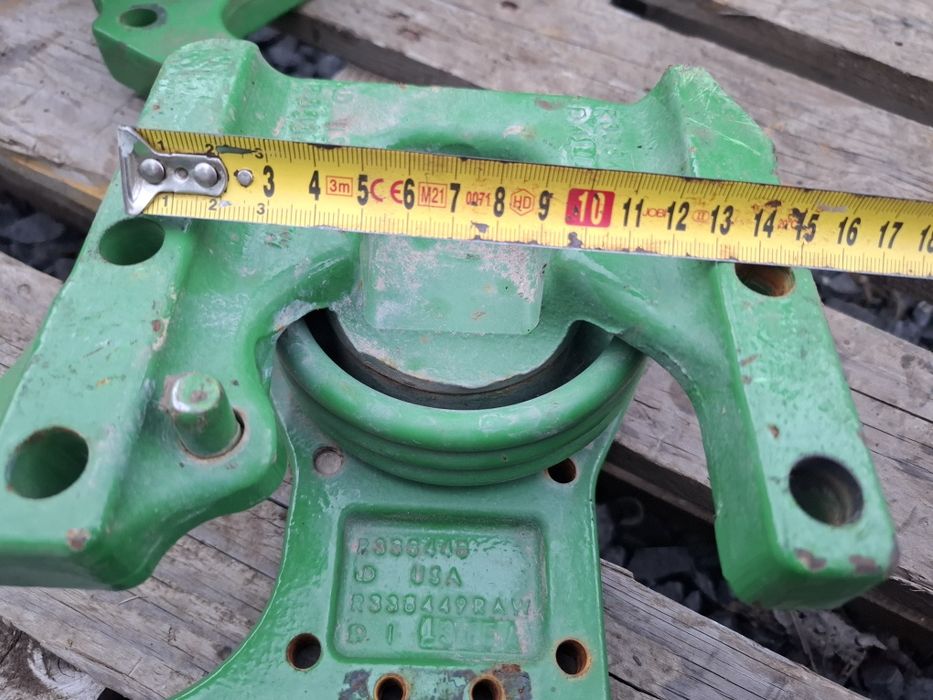 Mocowanie do błotnika skrętne John Deere