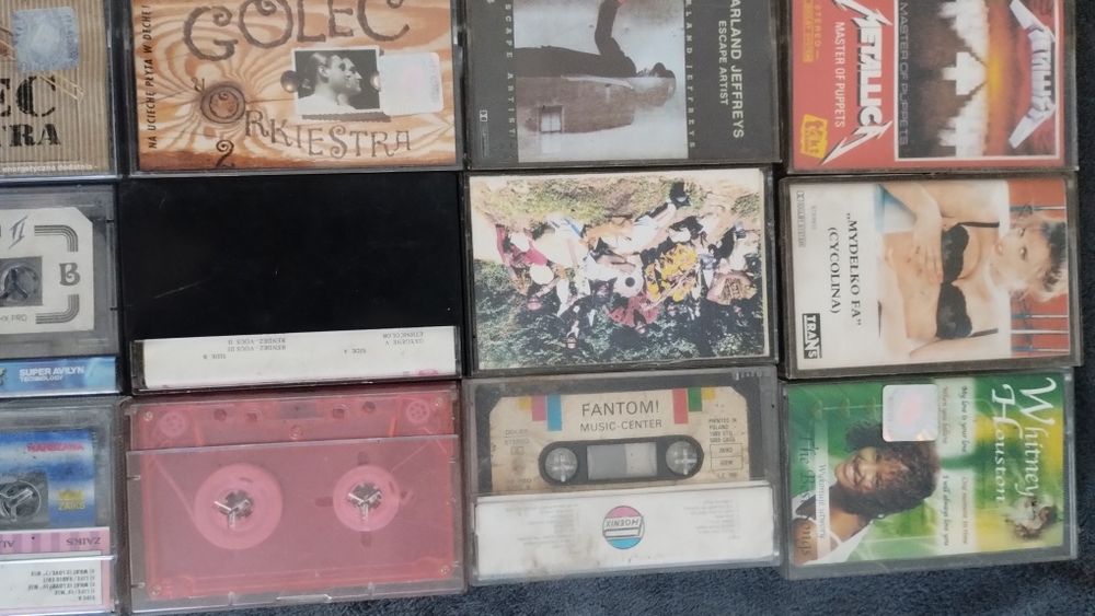 Zestaw kasety magnetofonowych.