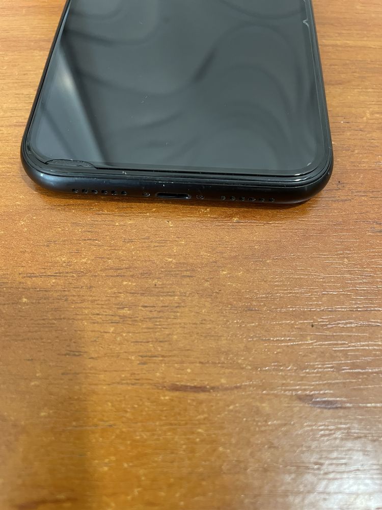 Iphone xr 64gb Акб 100% Black Neverlok Хорошее состояние
