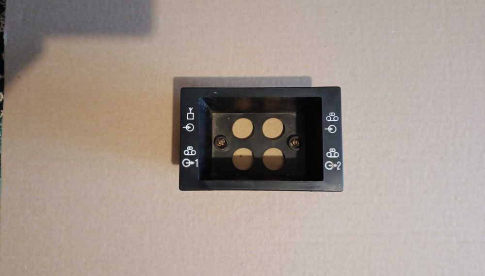 Крышка входов Одиссей - 010