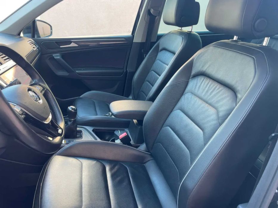 Volkswagen Tiguan      2019