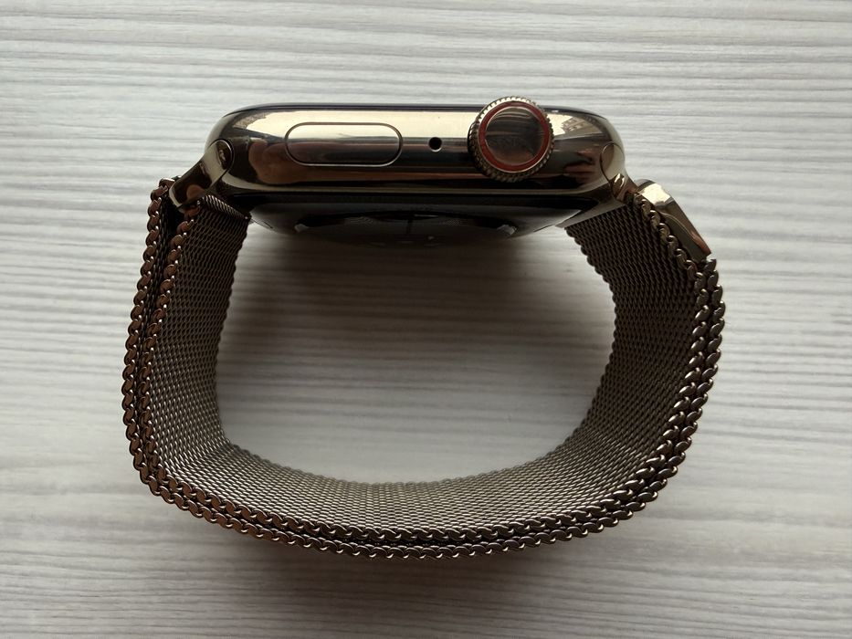 Apple Watch Series 6 Stainless Steel Gold 44mm (GPS+Cellular)