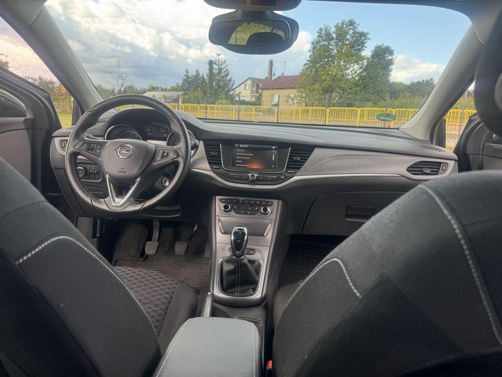 Opel Astra K niski przebieg 43 tys. km