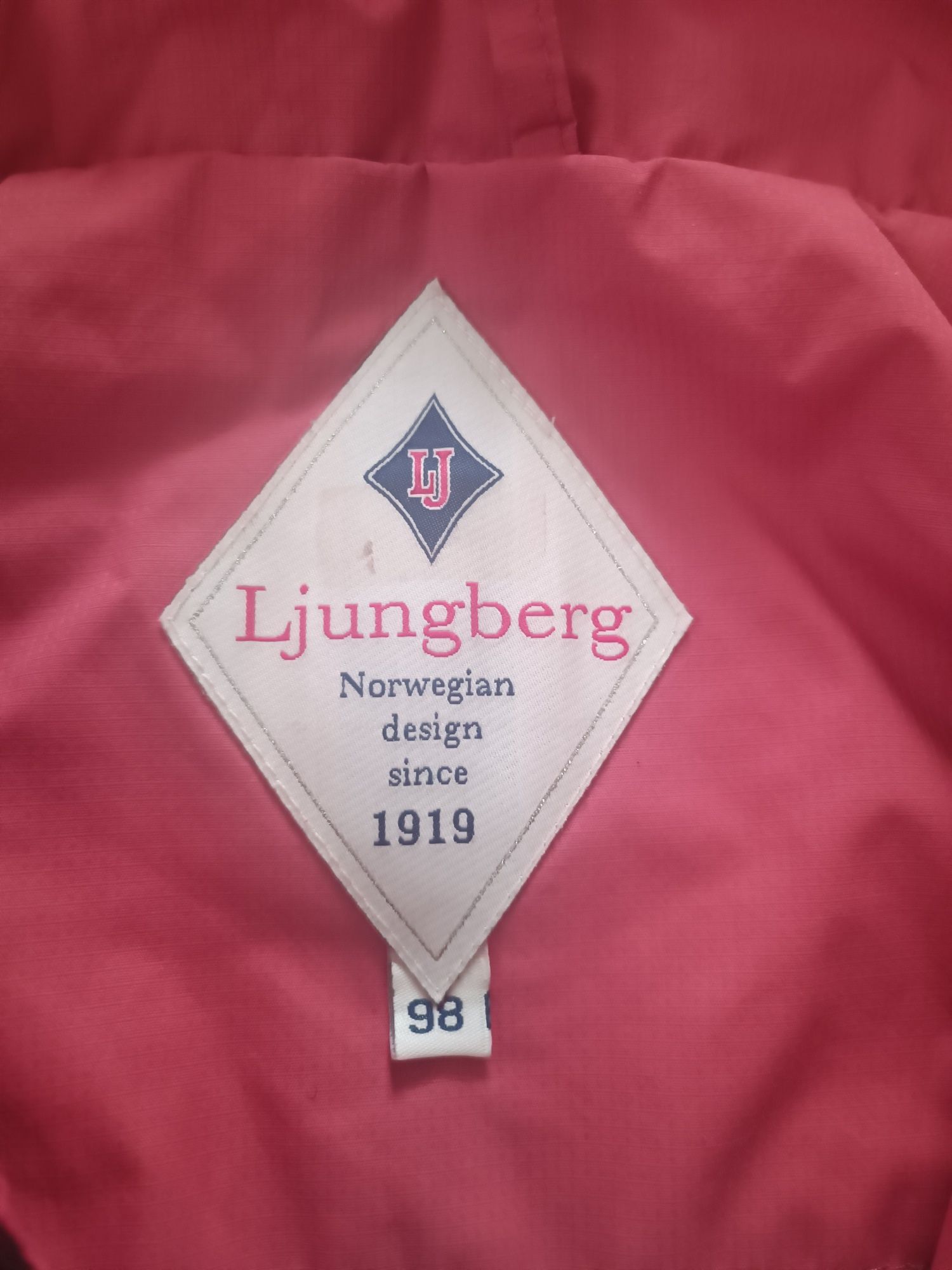 Różowa kurtka dla dziewczynki Ljungberg r.98