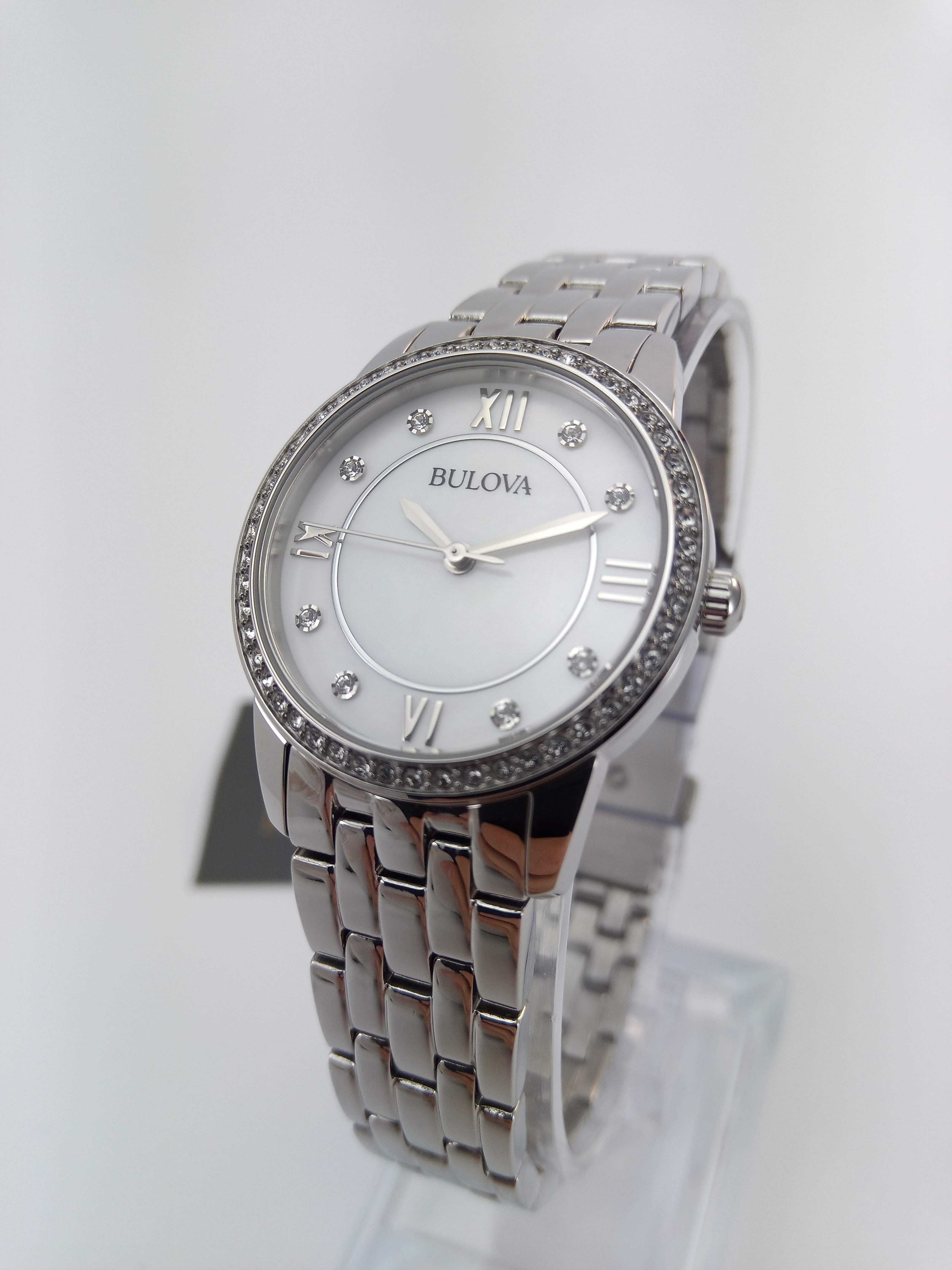 Женские часы Bulova 96X155, камни Swarovski, подарок девушке, годинник