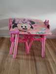 Mesa da Minnie com 2 cadeiras
