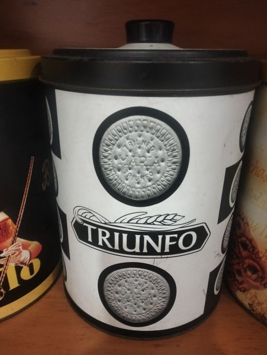 Latas comemorativas Triunfo