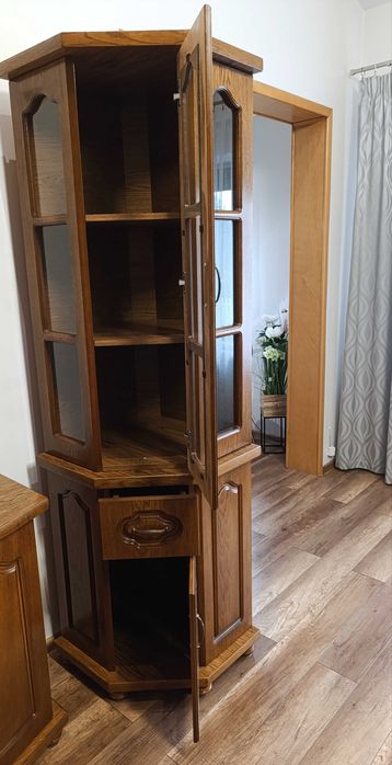 Sprzedam meble stylizowane na dębowe.! witryna narożna