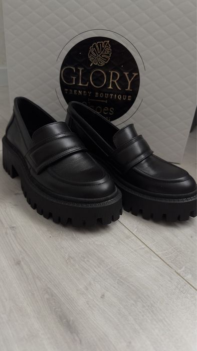 Шкіряні лофери