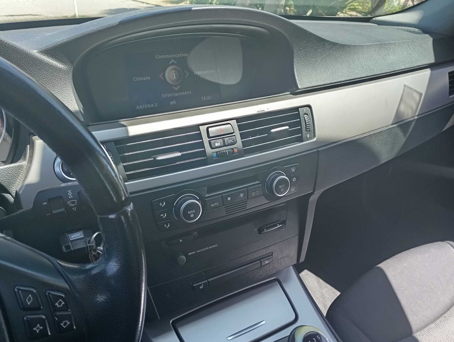 BMW Série 3 318D E90