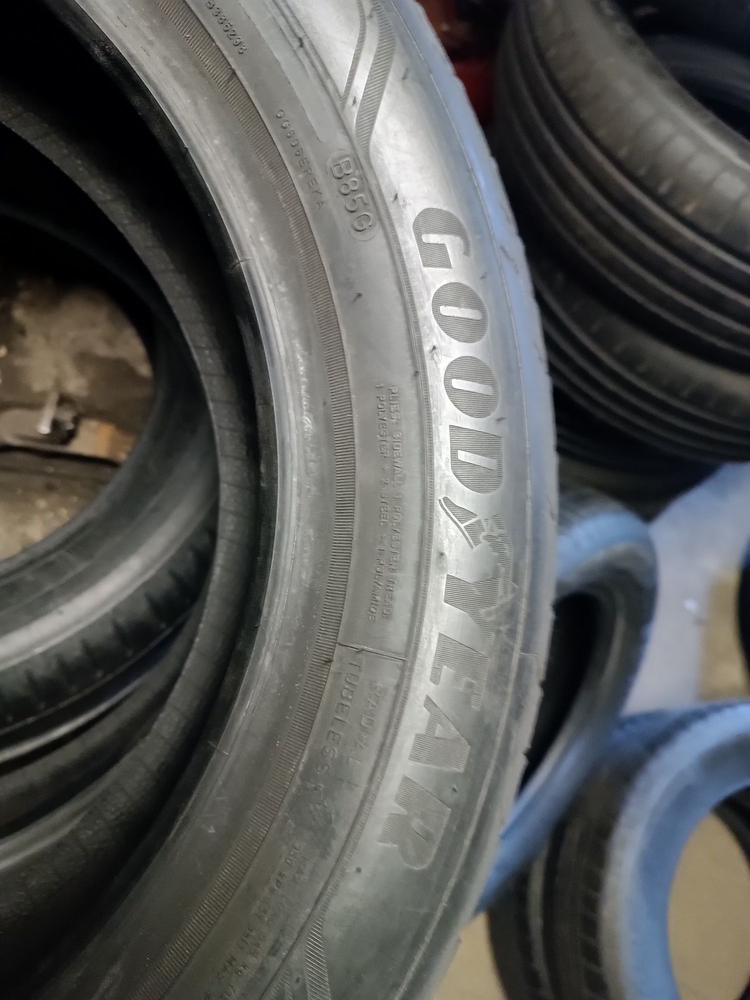 Sprzedam prawie nowe opony Goodyear 195/55 r16