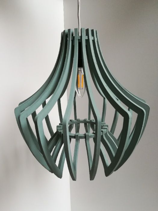 Lampa wisząca wysokość 31 cm, średnica 30 cm