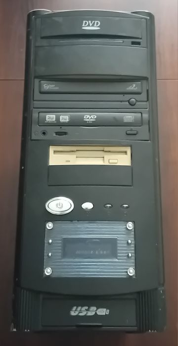 Komputer stacjonarny