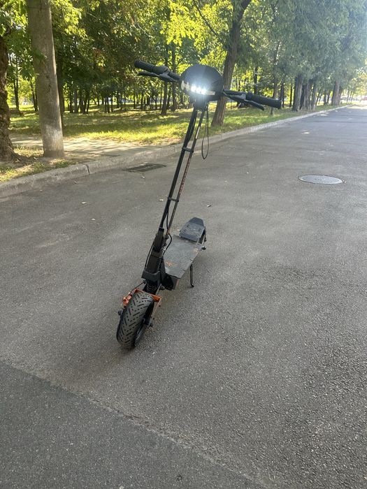 Продаю g4 самокат