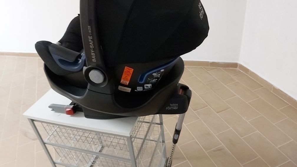 Ovo + Carrinho Britax Rommer + Base Isofix