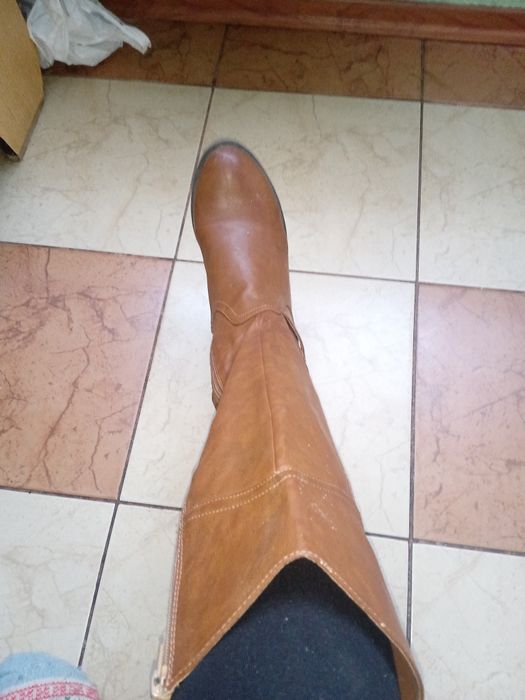 Сапожкі коричневі 39 р.