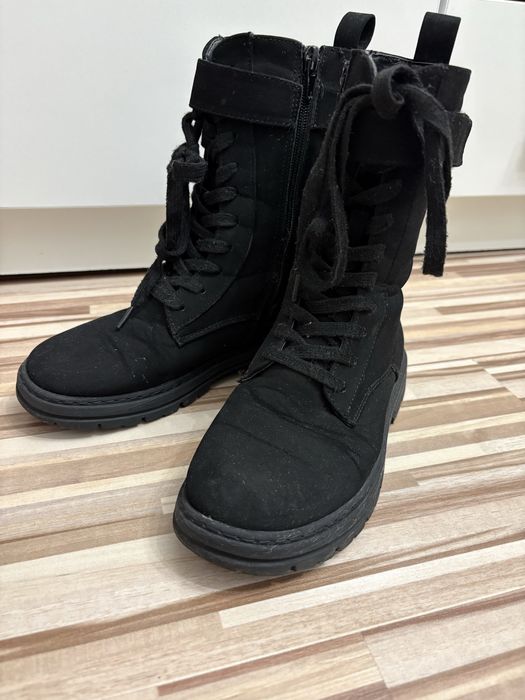 Buty na zamek Reserved r.34