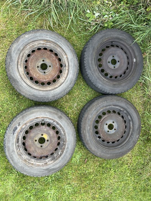 Koła opony zimowe z felgami Kormoran i debica 185/65 R15 renault clio