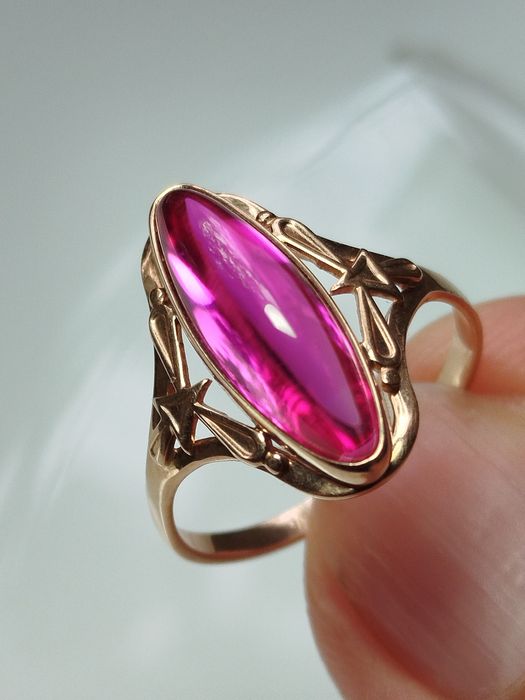 Золотое кольцо СССР . Золота радянська каблучка