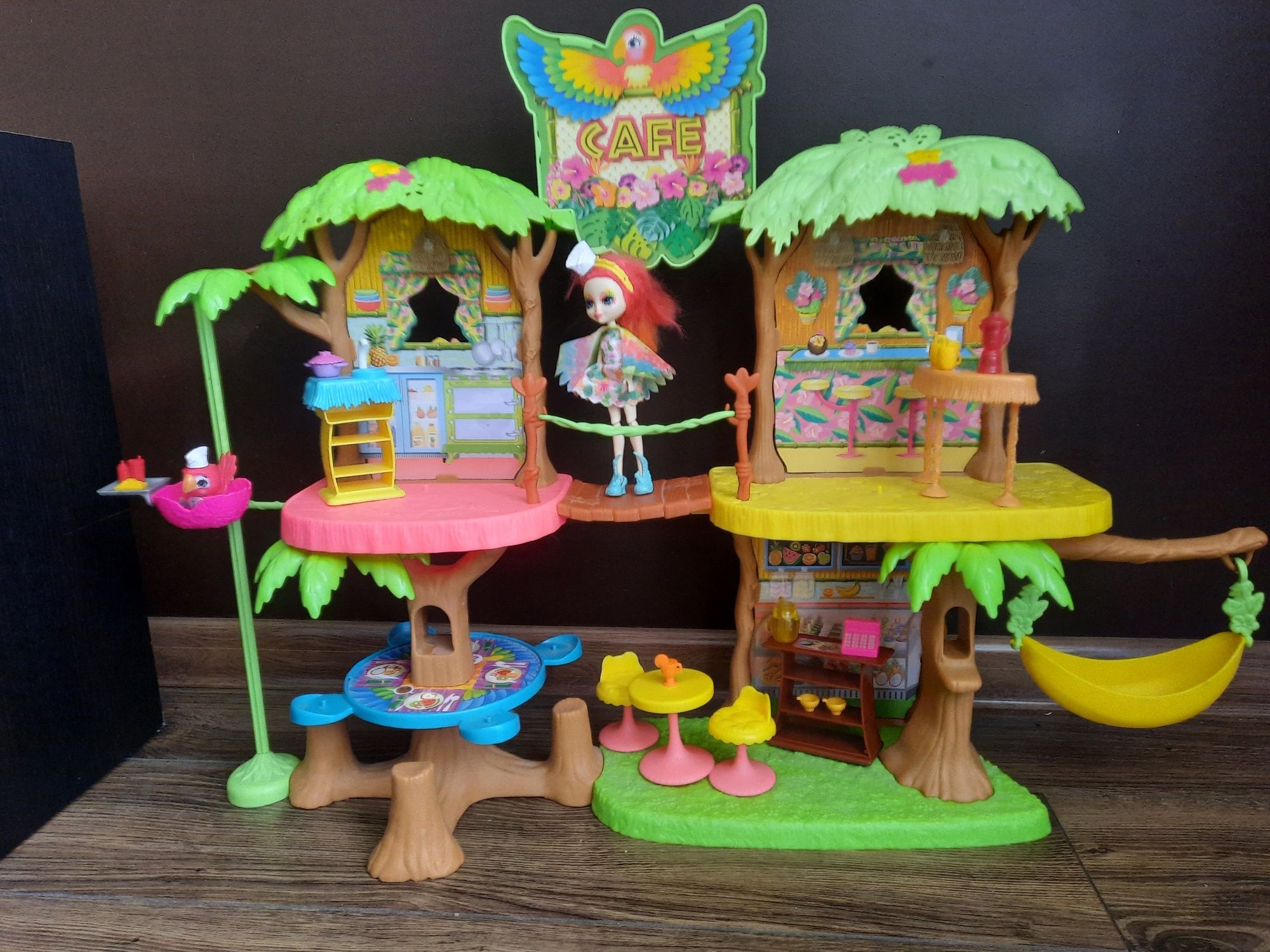 Enchantimals Tropikalna Kawiarenka