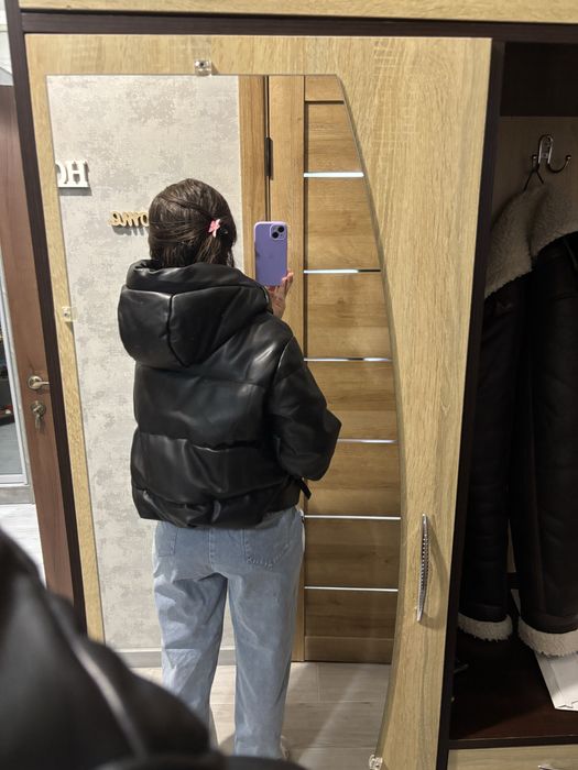 Зимова куртка з екошкіри