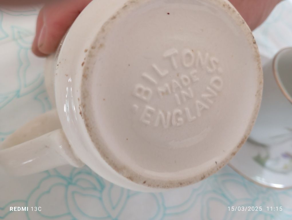 Conjunto de duas chávenas de café e caneca Biltons made on England