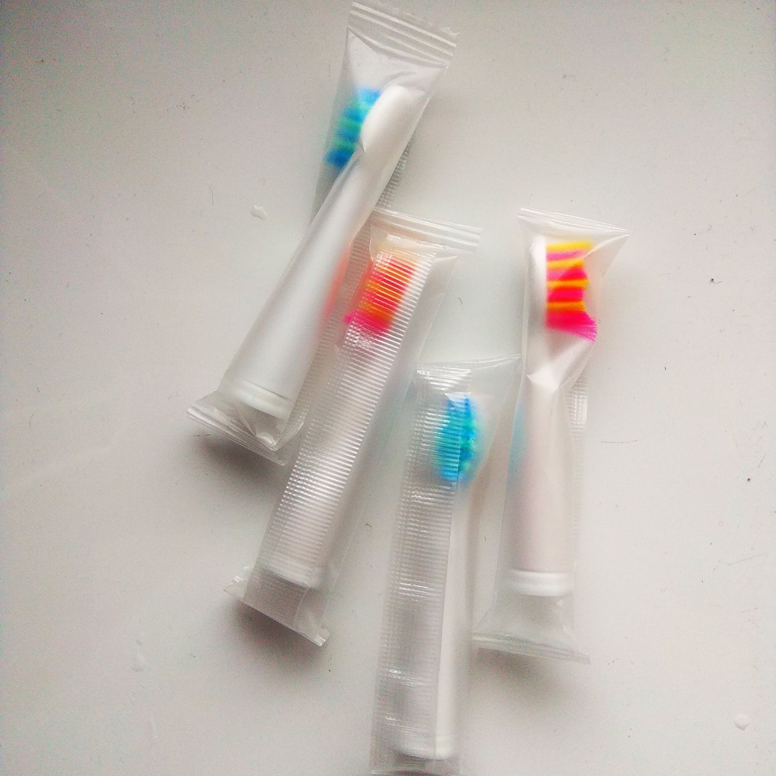 Насадки до електричної зубної щітки