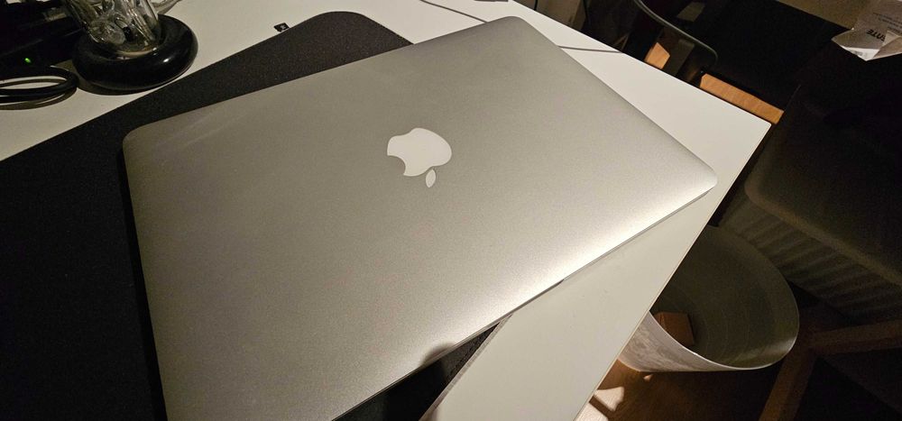 Macbook Pro 2015 8GB Ram 512GB SSD impecável