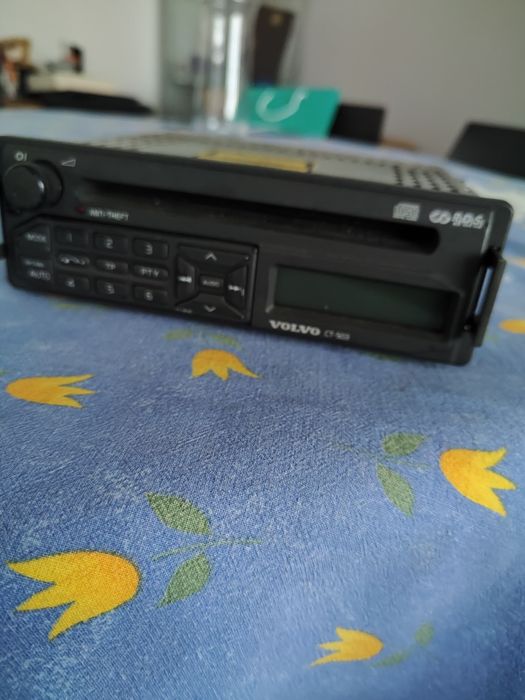 Radio CD Volvo V40 S40 com código