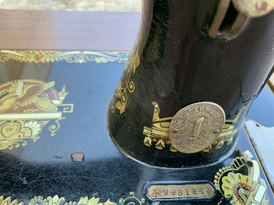 Máquina costura singre antiga