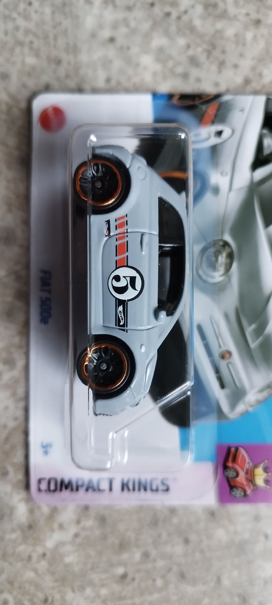 Hot Wheels. Fiat 500e. Nowy