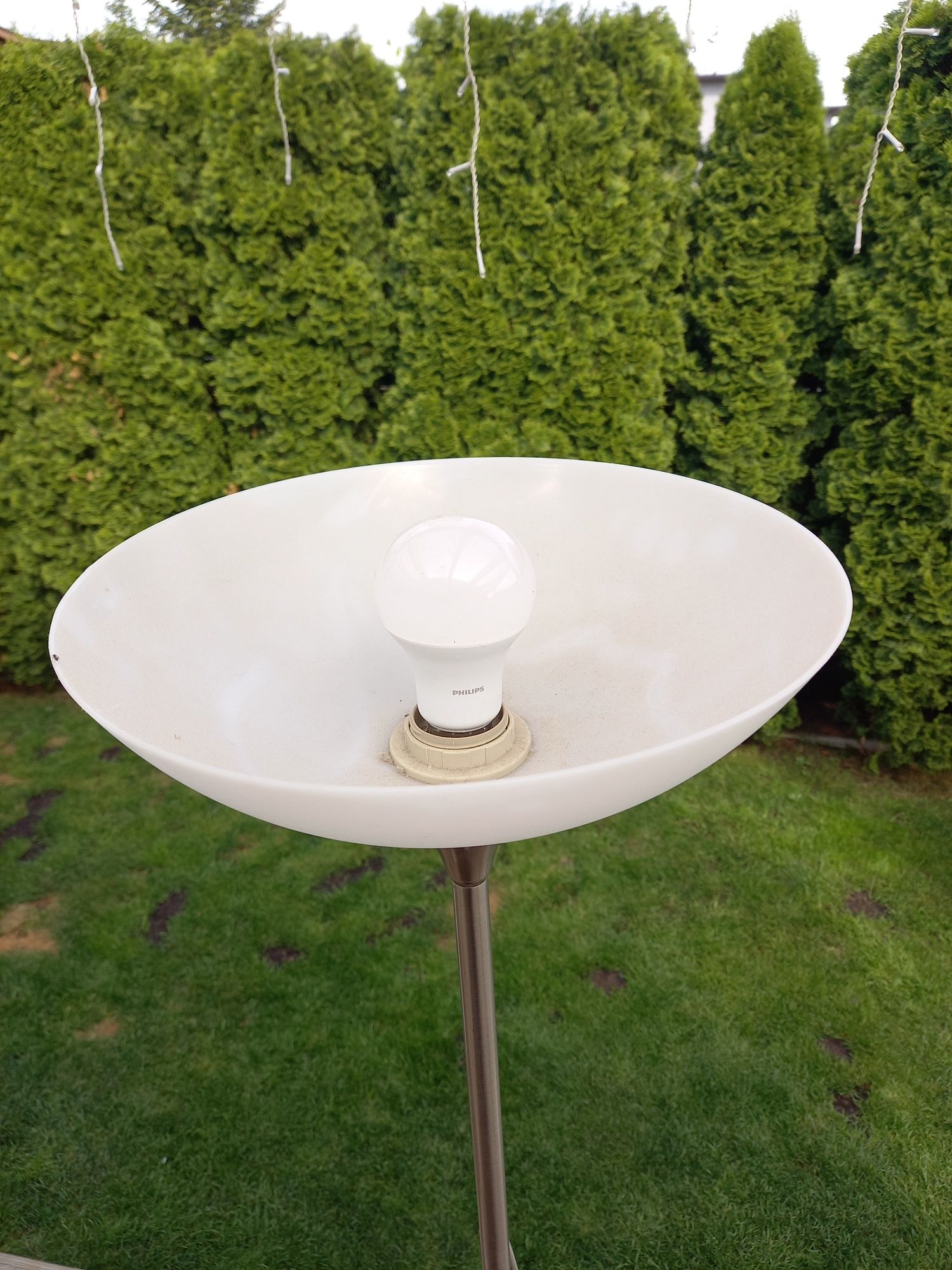 Lampa stojaca metalowa
